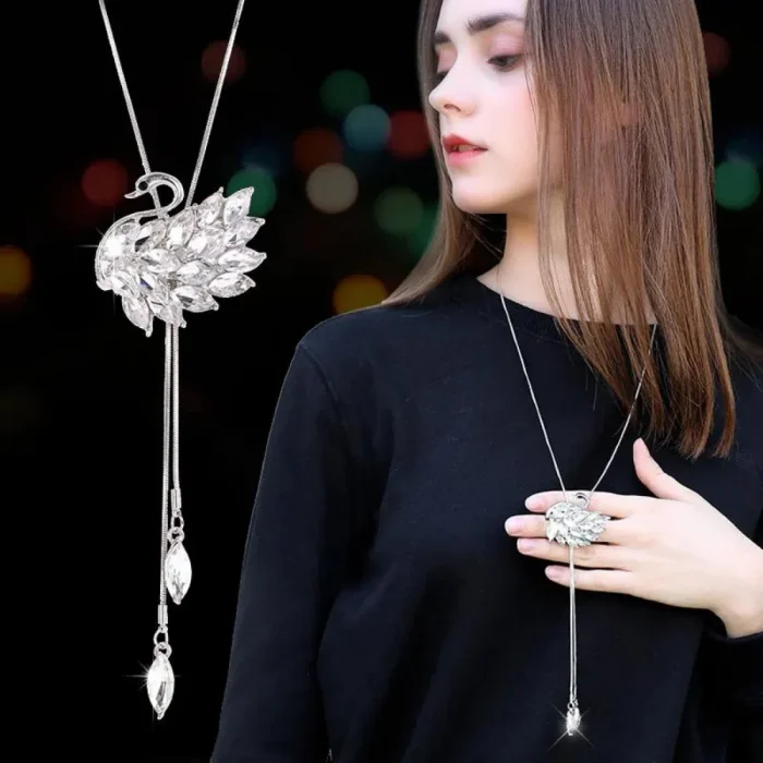 Fashion Metal Peacock Shape Long Necklace Sweater Chain