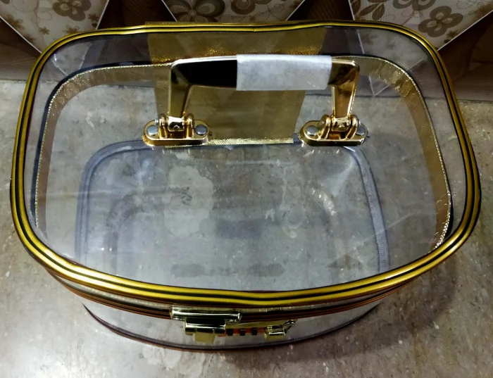 Poli Glass Plastic Transparent Makeup Box