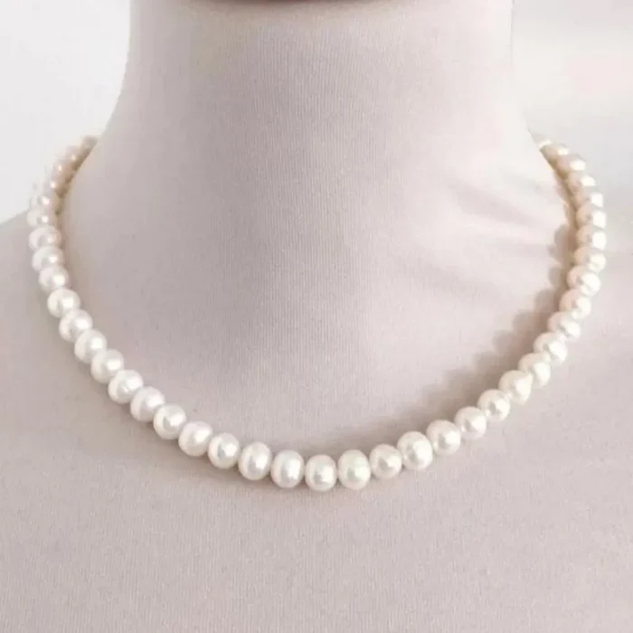 Simple and Beautiful Pearl Necklace White